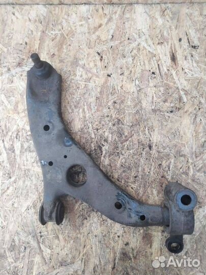 Рычаг передний правый нижний Mazda 6 GJ 2014