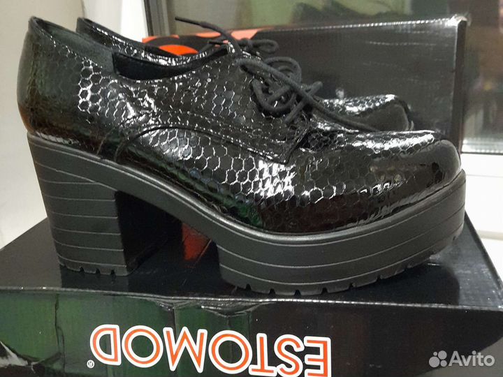 Туфли женские 38 размер, фирменные свиная кожа