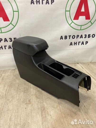 Подлокотник Mitsubishi Lancer 9 CS5W 4G63 2008