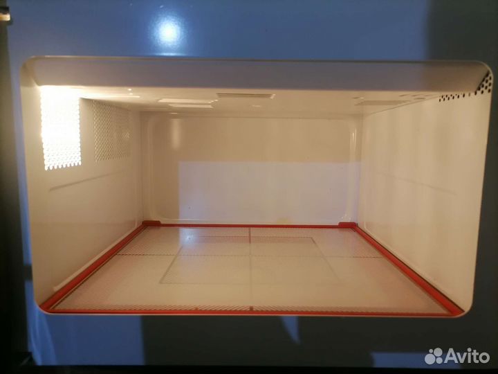 Микроволновая печь