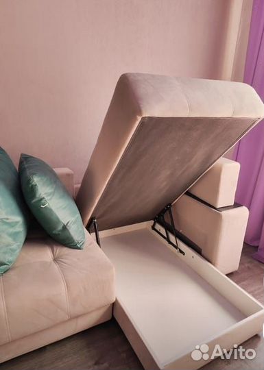 Диван угловой