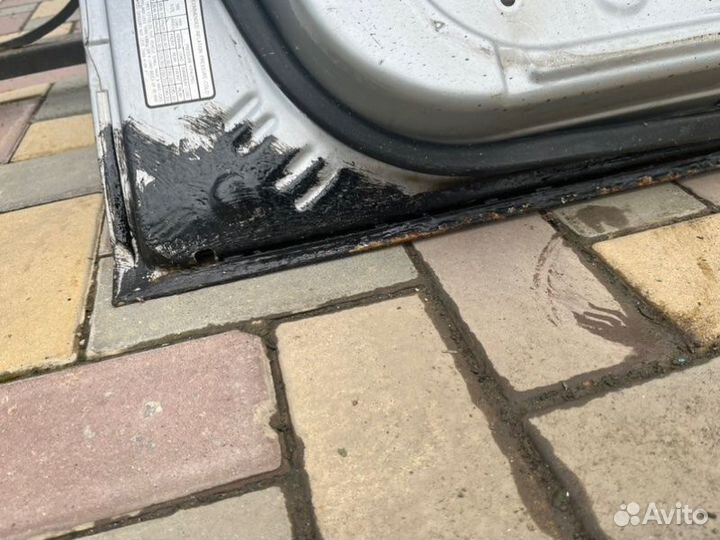 Дверь передняя левая Hyundai Sonata V 2.0 2006