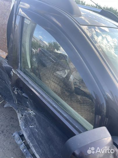 Кузов по запчастям renault duster