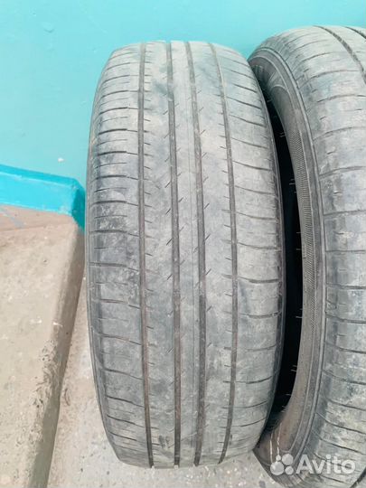 Goodyear EfficientGrip Eco EG02 195/60 R16