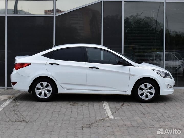 Hyundai Solaris 1.6 AT, 2015, 131 967 км