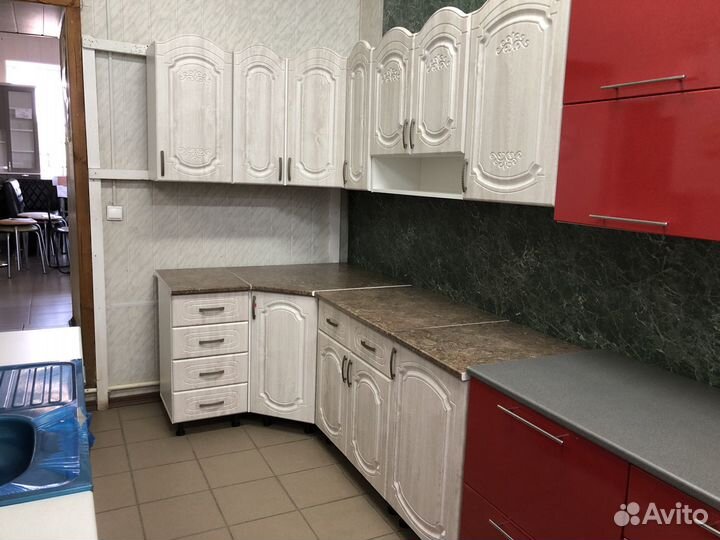 Кухонный гарнитур 