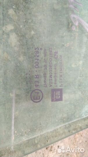 Стекло заднее левое глухое Opel Astra H универсал