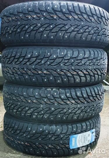 Nokian Tyres Hakkapeliitta 9 SUV 225/65 R17 106T
