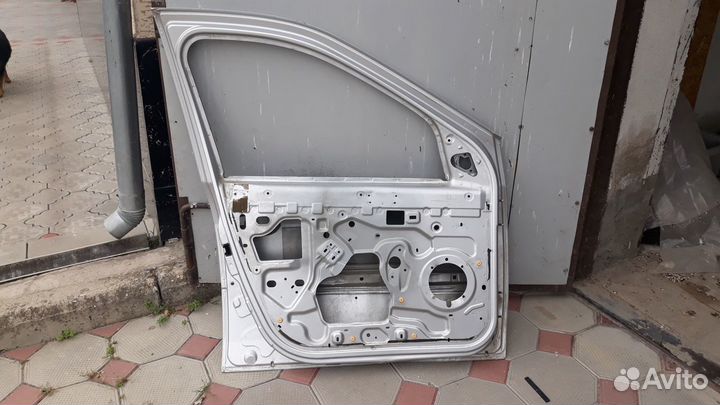 Дверь ларгус