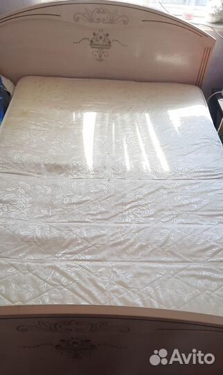 Матрас 140х200 бу