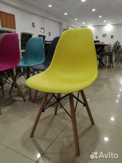 Стул «Eames DSW»