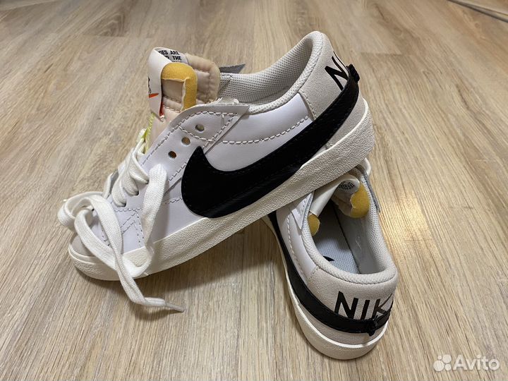 Кроссовки Nike Blazer Low 77 Jumbo