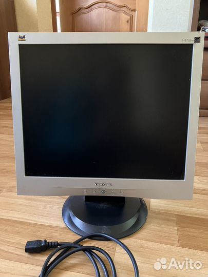 Монитор viewsonic va703m