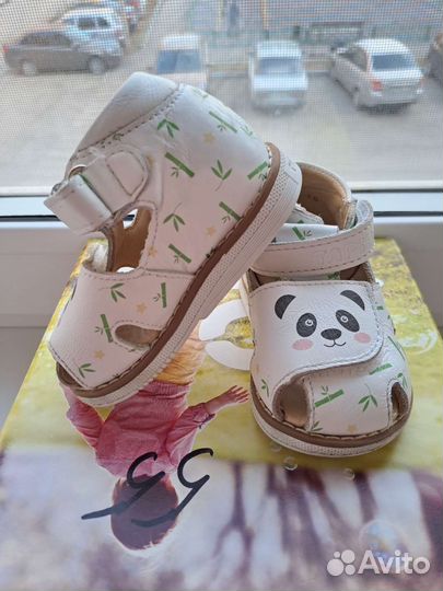 Босоножки для девочки