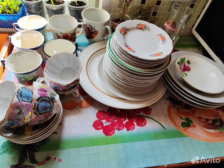 Посуда столовые сервизы