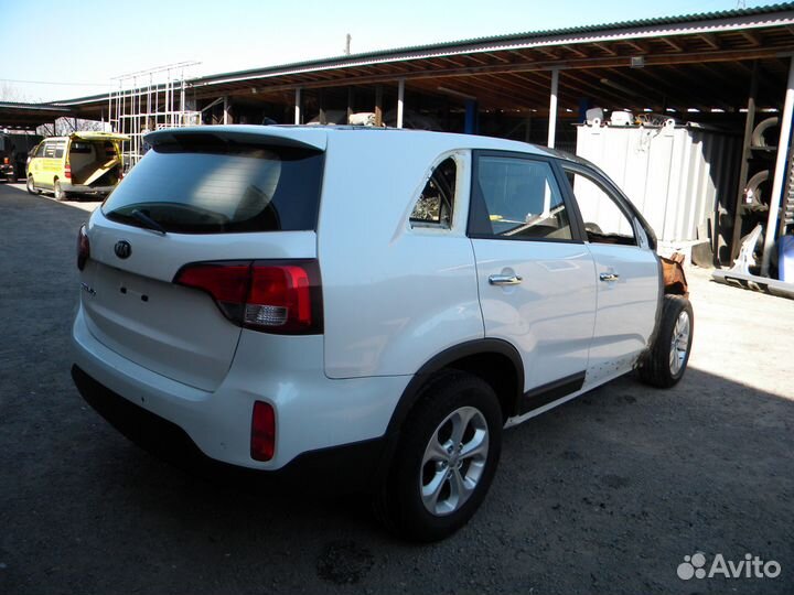 Арка крыла заднего LR kia sorento 2014 год