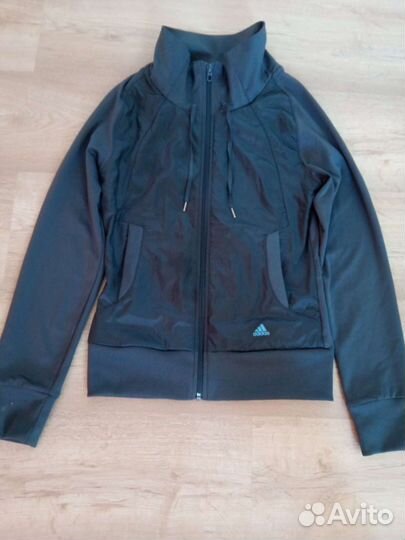 Спортивный костюм adidas