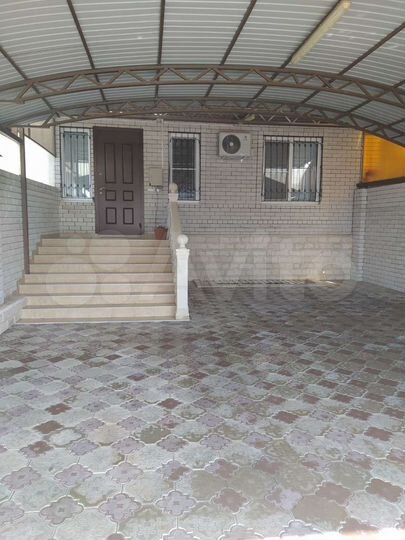 Дом 193,6 м² на участке 3 сот.