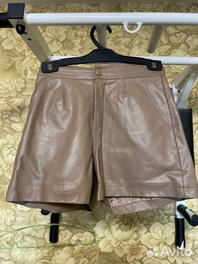 Шорты женские кожаные