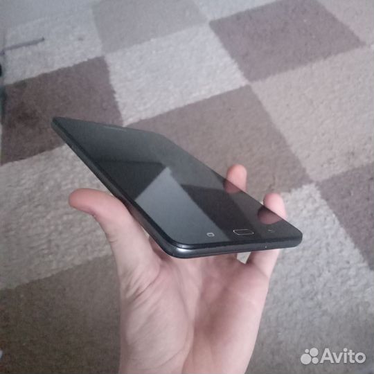 Планшет Samsung Galaxy Tab A 7.0 SM-T280 (2016)