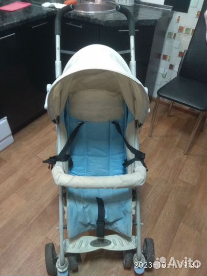 Коляска прогулочная трость