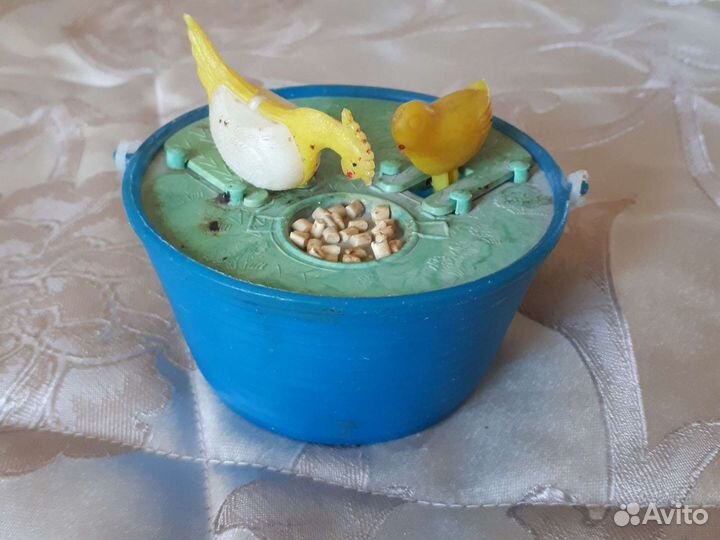 Игрушка СССР курица с цыпленком в корзиночке