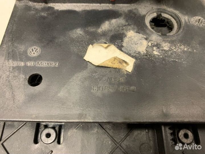 Пепельница передняя Volkswagen Golf 4 1997-2005