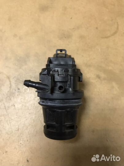 Насос омывателя ветрового стекла Mazda 3 BL