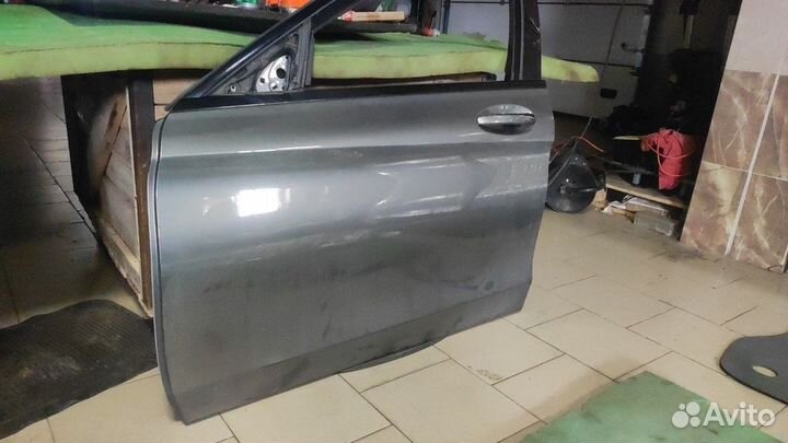 Дверь передняя левая Mercedes c w205