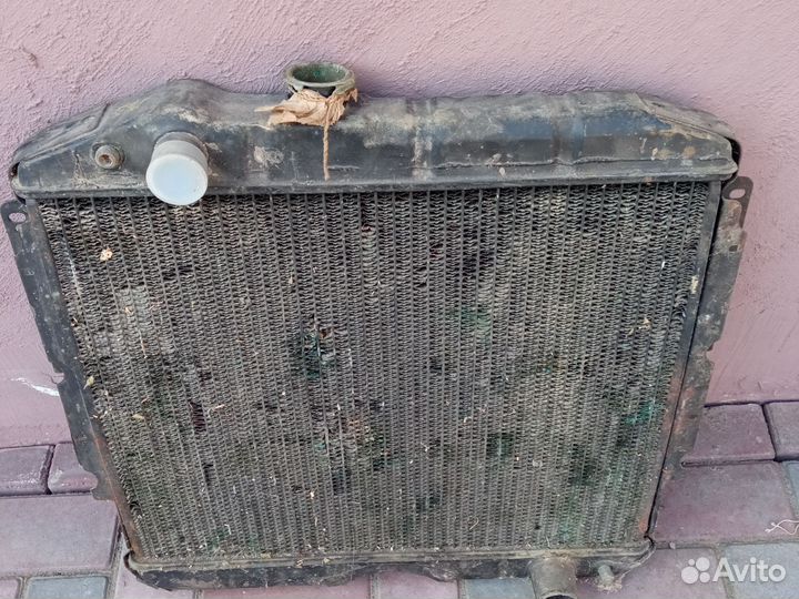 Радиатор охлаждения для газ52