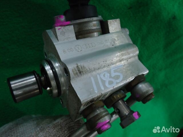 Топливный насос Volkswagen Golf V AXW