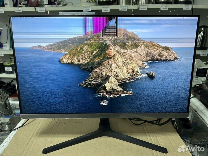 Монитор Samsung U28R550UQI