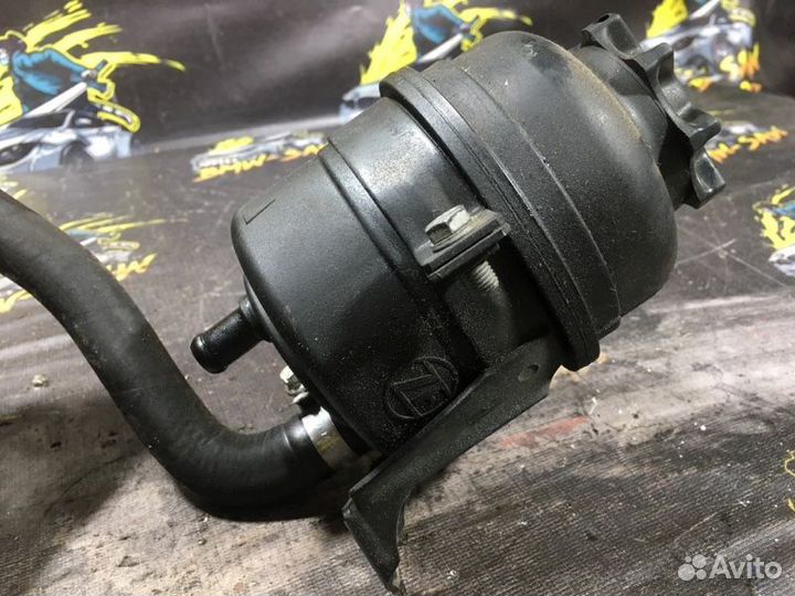 Бачок гидроусилителя Bmw 3 E36 coupe/ E36/2C