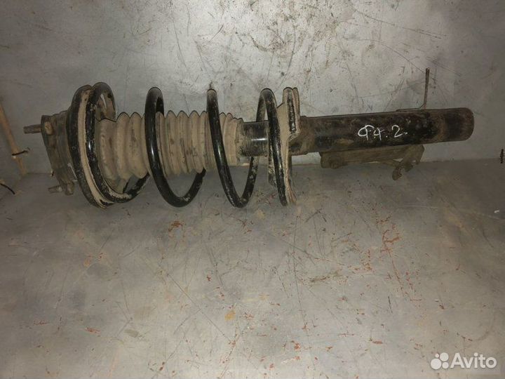 Стойка передняя левая Ford Focus 1 DA eydb 1998