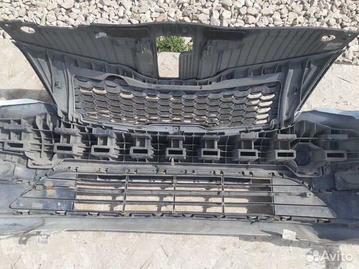 Бампер передний Kia Rio 3