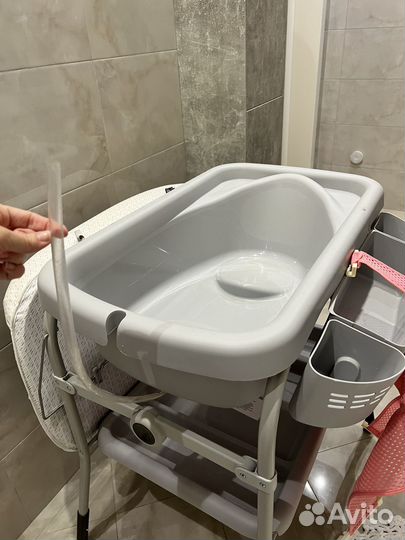 Детская ванночка с пеленальным столиком chicco