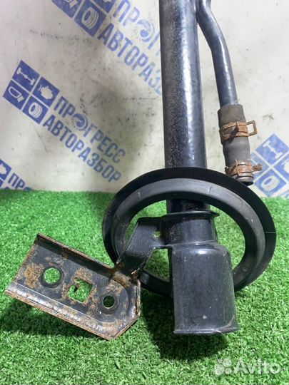 Горловина топливного бака Nissan Note хэтчбек 1.6