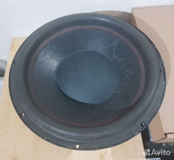Сабвуфер моноблок