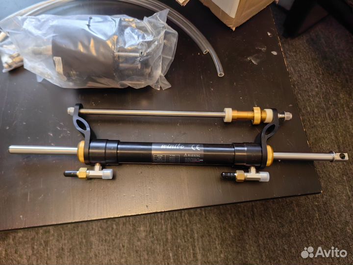 Рулевое управление на лодку