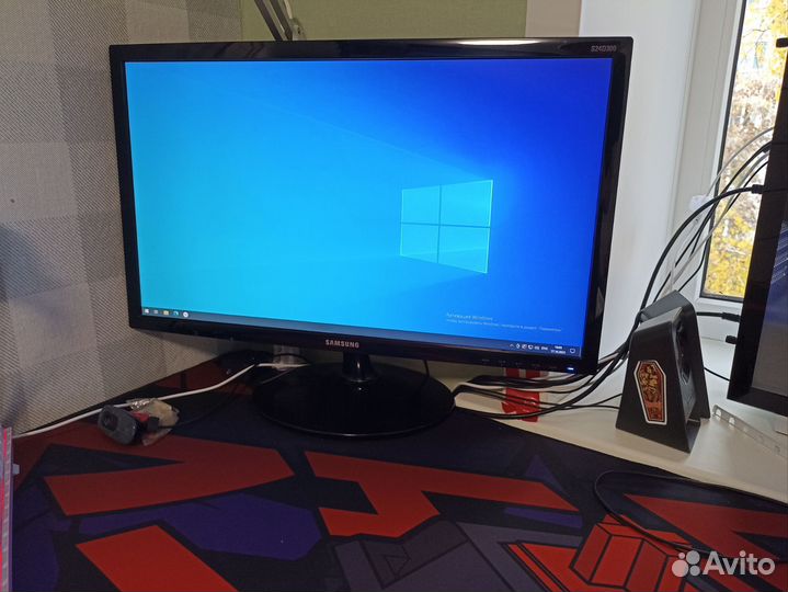 Монитор Samsung (24