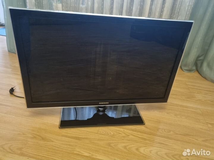 Телевизор Samsung UE32D5000PW б/у на запчасти