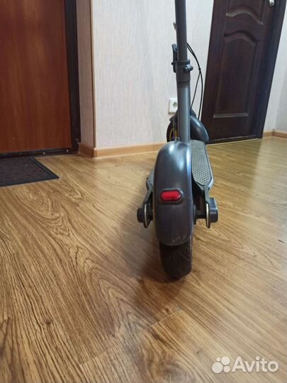 Самокат взрослый электрический бу