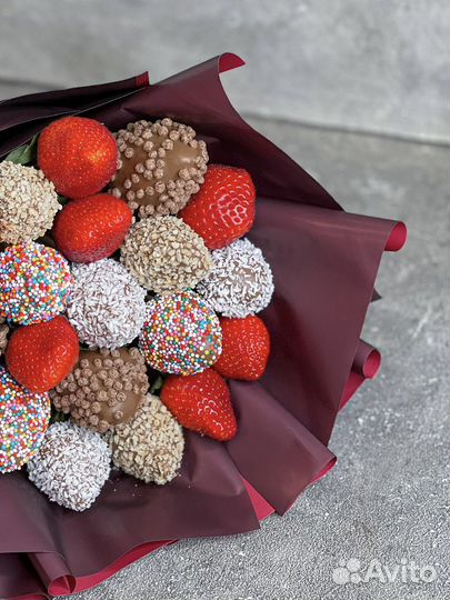 Клубничный букет из клубники 4