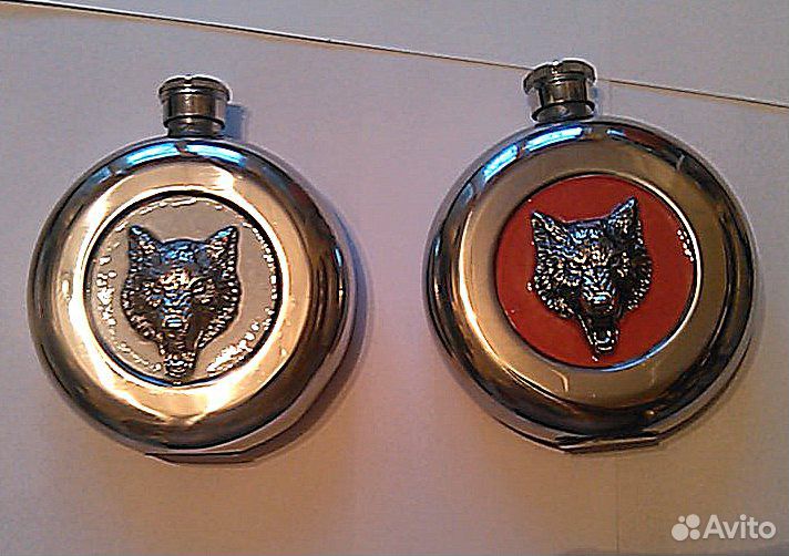 Фляга волки