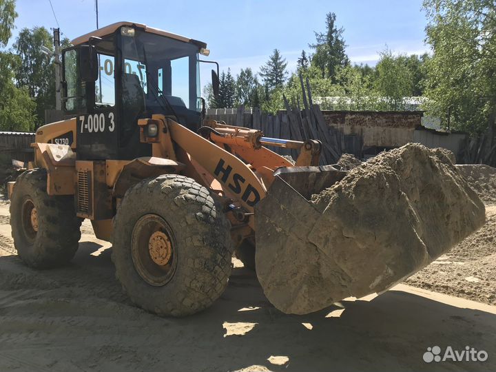 Фронтальный погрузчик