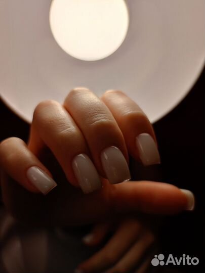 Наращивание ногтей на дому