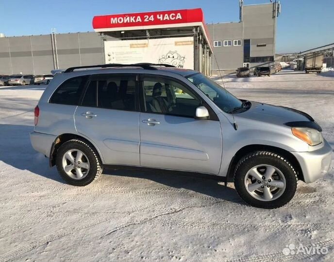Toyota RAV4 2.0 AT, 2002, битый, 166 000 км