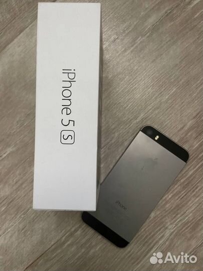 iPhone 5S, 16 ГБ