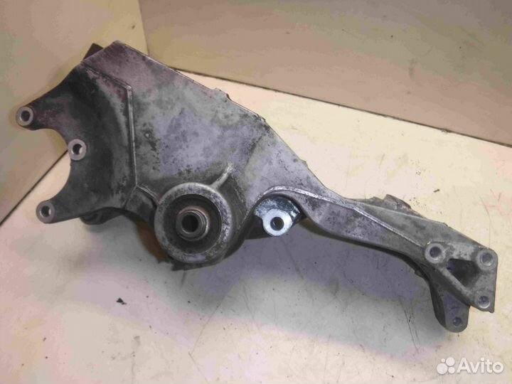 Кронштейны двигателя/мкпп Audi A4 B5 94-01 1.6 AHL