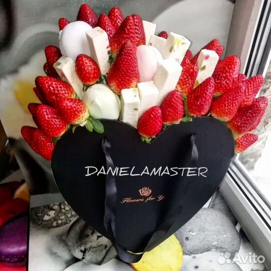 Съедобные букеты на 8 марта